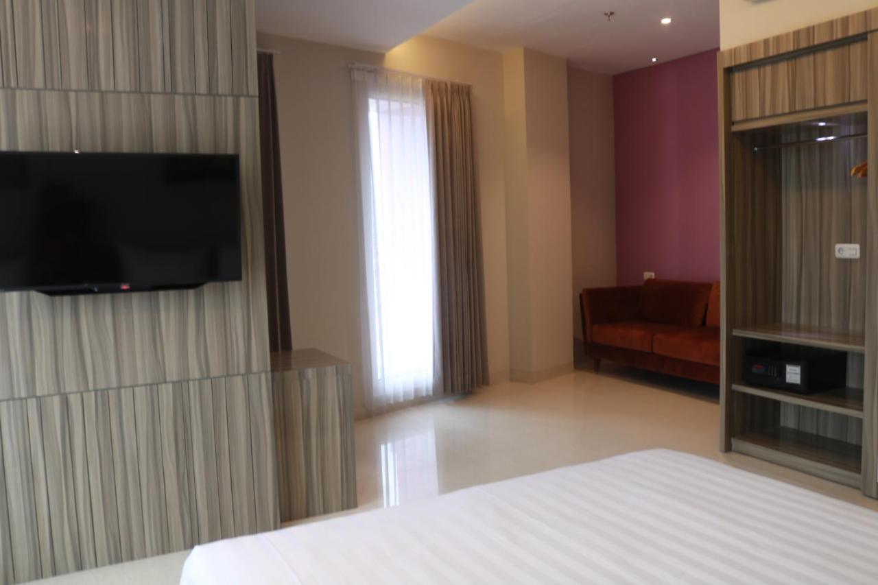 Surabaya River View Hotel Eksteriør billede