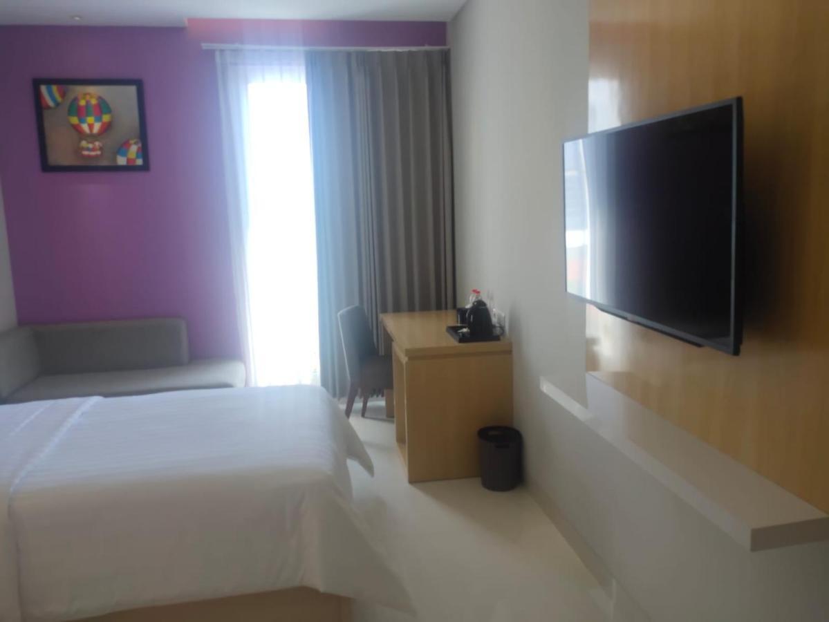 Surabaya River View Hotel Eksteriør billede