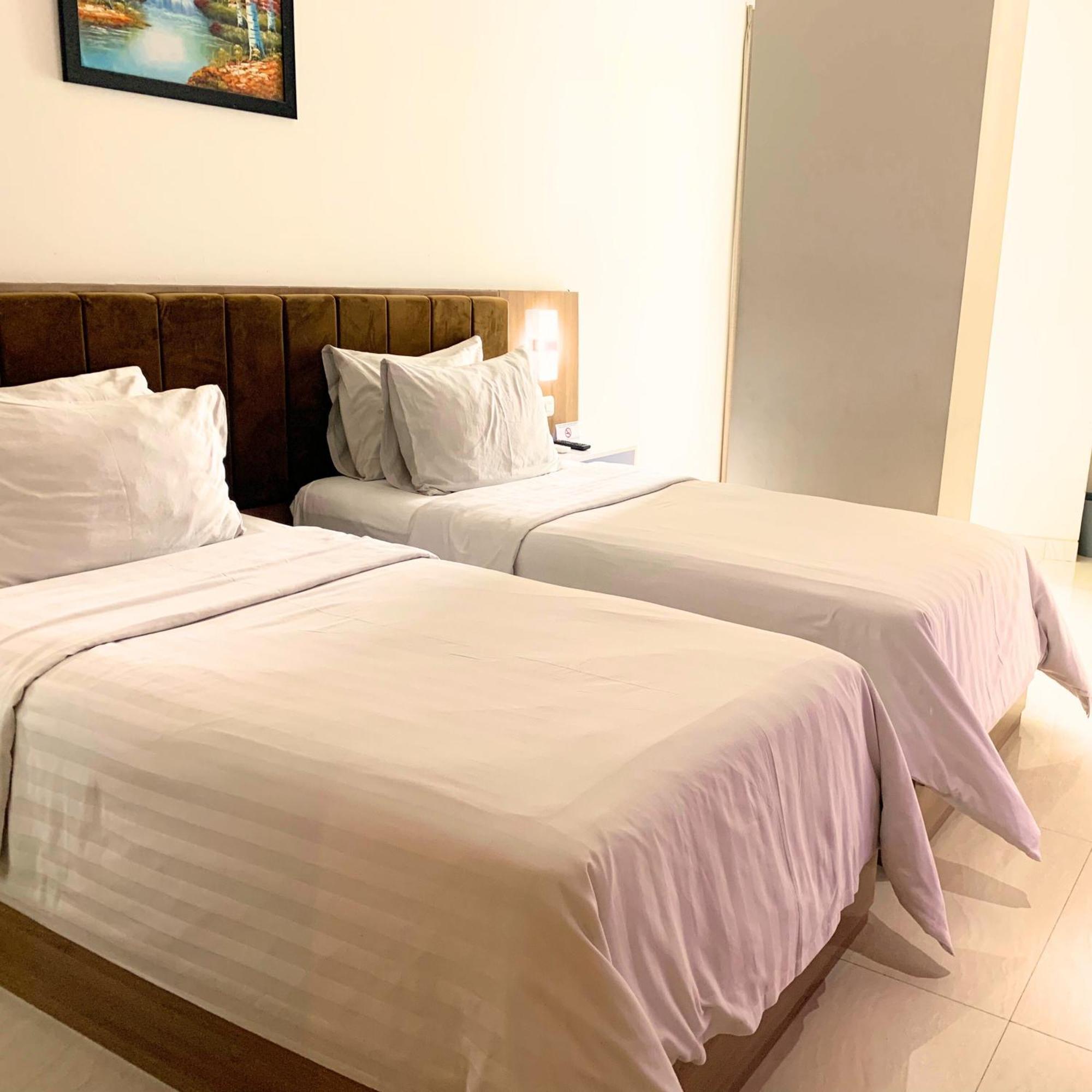 Surabaya River View Hotel Eksteriør billede